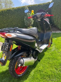 Skúter Kymco 80cc - 8