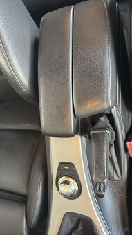 BMW E90 325i N52B25 - 8
