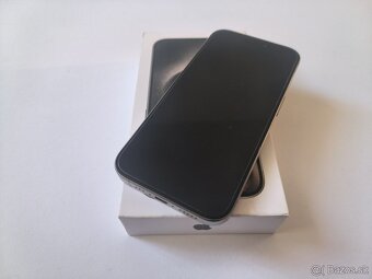 iPhone 15 Pro 256 GB natural titanium 5/2024 - 8