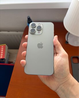 IPhone 15 pro max 256GB - 8