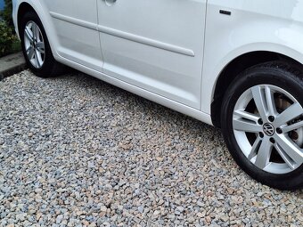 Volkswagen Touran 1,2TSi MATCH AKČNÍ CENA - 8