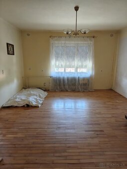 Dvojpodlažný rodinný dom na predaj - 8
