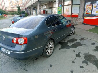 Volkswagen Passat - 8