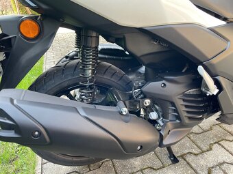 Yamaha N-Max 125 - 8