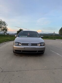 Golf 4 - 8