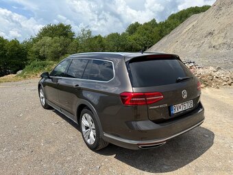 Volkswagen Passat Alltrack 2.0 TDI - 8