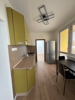 Prenájom 3-izbový byt Sereď - 8