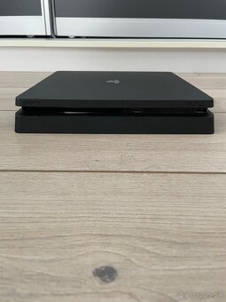 PS4 Slim 1TB + 2x ovládač + 6 hier (komplet balík) - 8