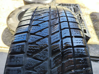 Alu sada=5x114,3= original KIA =s pneu =215/70 R16 - 8