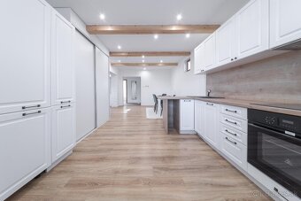 • Tehlový 2,5i RD za hranicami SR • Tornyosnémeti - 8