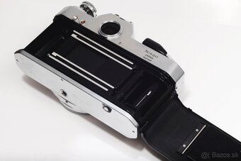 Nikon Nikkormat EL - 8