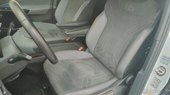 VW ID.4 PRO 82kWh Pano Metrix Head-up Tažné - 8