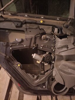 ĽZ dvere + zadný nárazník BMW X5 E53 - 8