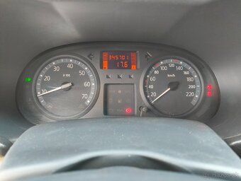 Renault Clio II FL 1.5 dCi - 8