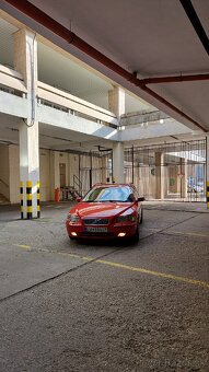 Volvo V70 P2 D5 120kw - 8