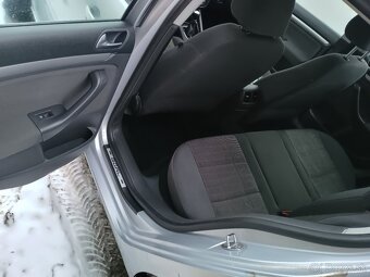 VW golf 5 1.4 MPI - 8