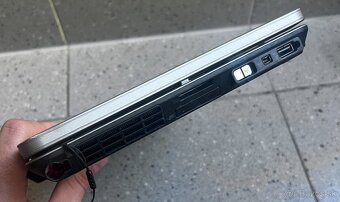 HP Elitebook 2740p Tablet PC - 8
