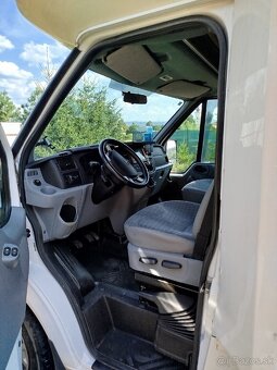 Predám karavan Ford Flasch - 8