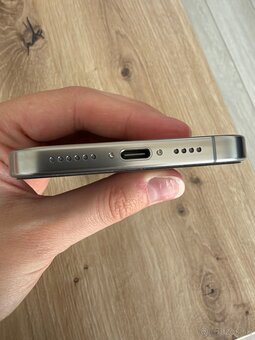 iPhone 16 Pro Max, 512 GB, Natural Titanium - 8