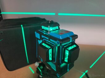 Krížový laser 3D Hilda 12 línií, zelený - 8