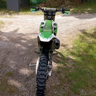 Kawasaki - 8