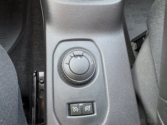 DACIA DUSTER 1.6 SCe 4x4 PRESTIGE naj.45tis.km - 8