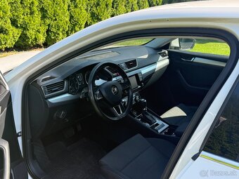 Škoda Superb III 2.0 TDI 110 kW DSG, r. 2015, biela - 8