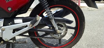 Yamaha YBR 125 - 8