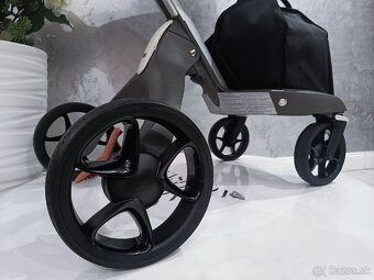ŠPECIÁLNA TROJKOMBINÁCIA STOKKE V5 BLACK ROCK DUNGEONS - 8