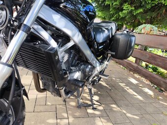 Honda NTV Revere 650 - 8