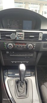 Predám BMW rad 3 320xd 4x4 automat - 8