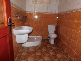 Útulný rodinný dom Želiezovce - 8