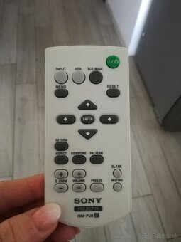 Sony VPL - SW630 + ovládač - 8