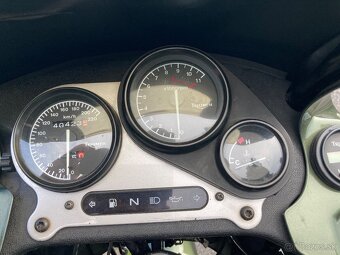 Triumph Tiger 900 r.v. 1997 - 8