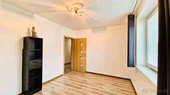 Predaj 4 izbový rodinný dom novostavba 864 m2 s pozemkom Bud - 8