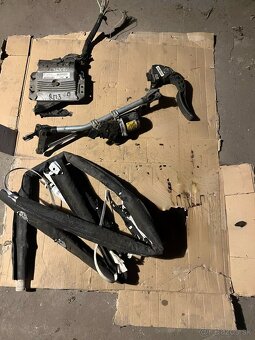 Vsetko komplet za 100e Renault Megane 1.6 16V Benzín - 8