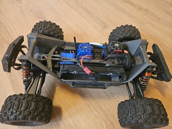 Traxxas Maxx 1:8 - 8