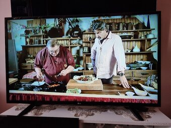 Predám LED TV LG 49LF510V Full HD - 8
