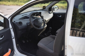Renault Twingo II 1.2 - 8