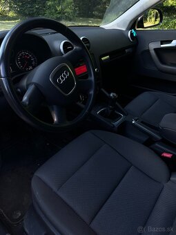 Audi A3 Sportback 1.6 Ambiente - 8