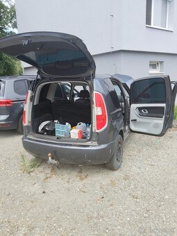 Rezervované Škoda Roomster 1.4 63kW LPG – nepojazdné, dočasn - 8