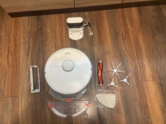 Roboticky vysavac Xiaomi Roborock S5 Max - 8