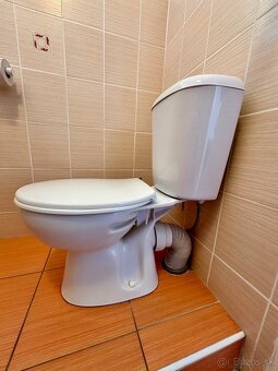 Zachod umývadlo dvere - 8