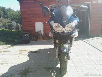 KAWASAKI ZZR 1200 - 8