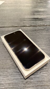 iPhone 15 Pro 256GB Natural Titanium - 8
