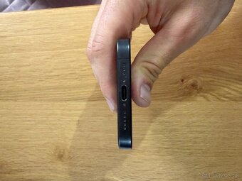 iPhone 15pro - 128gb - 8