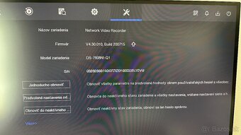 Hikvision NVR DS-7608NI-Q1 pre 8 kamier - 8