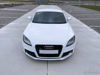 Audi TT 2.0TDi S-Line Quattro ANGLIČAN - 8