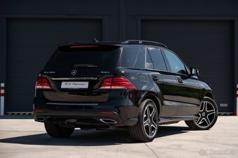 Mercedes-Benz GLE 350d 4Matic AMG Line - 8
