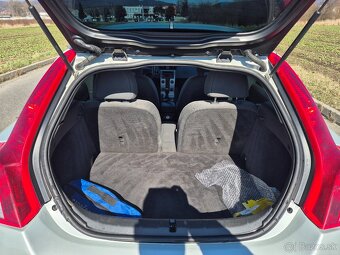 Volvo C30 1.6 Benzín - 8